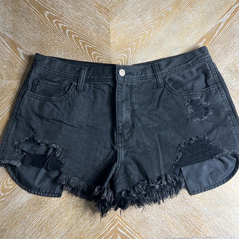 HOLLISTER Black Heavily Distressed Plus Size High-Rise Vintage Short 32